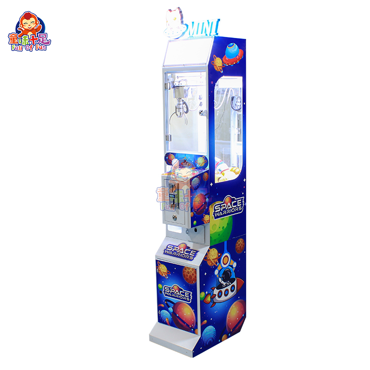 Mini Claw Machine Small Toys C - مراجعة Arcade Toy Claw Vending Machine وسعره