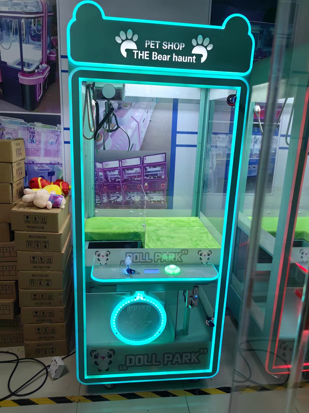 Coin Operated Toy Claw Crane M - مراجعة Claw Crane Machine وسعره